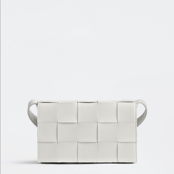 AUTHENTIC WHITE BOTTEGA VENETA CASSETTE HANDBAG - Picture 3 of 14